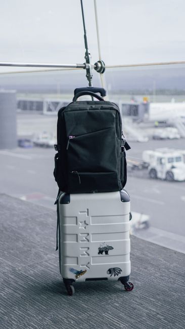 smart carry-on luggage with USB charging and GPS tracking